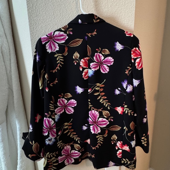 Express Multicolor Floral Jacket - Picture 2 of 4